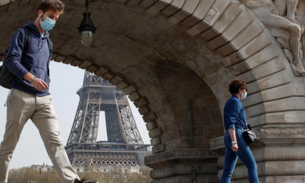 Η «πόλη του φωτός» μοιάζει με παραμελημένη μεγαλούπολη